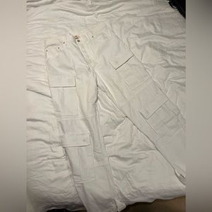GRLFRND CARGO PANTS WHITE